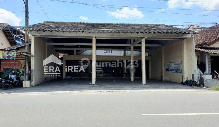 Rumah Strategis Pinggir Jalan Kartasura Solo  1