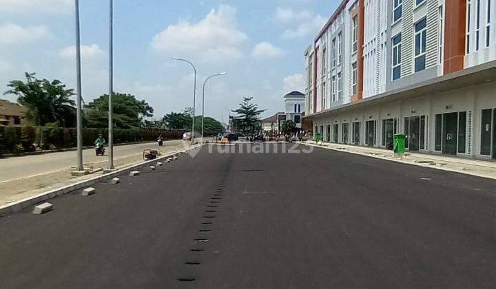 Disewakan Ruko Summarecon Bekasi Hadap Jalan Raya 3