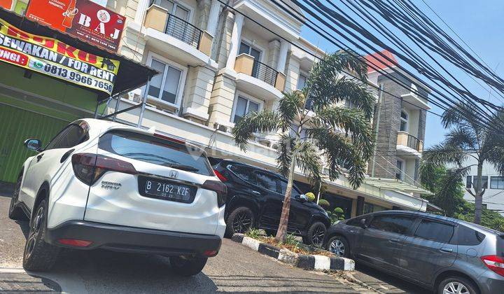 Disewa Cepat Ruko 3 Lantai di Bulevar Hijau Harapan Indah Bekasi 1