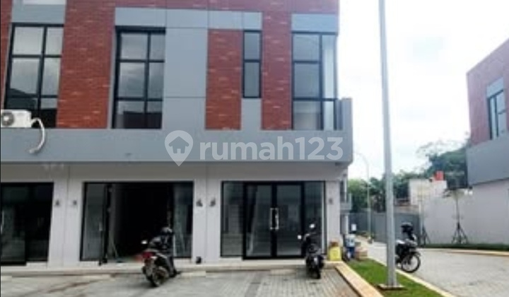 Disewakan Ruko Modern Hook 2 Lantai di BSD - Lokasi Pinggir Jalan Besar, Dekat Akses Tol, Aeon Mall & Digital Hub! 1