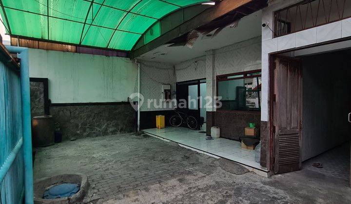 Dijual Rumah di Sukomanunggal Jaya 2 Lantai SHM Hadap Timur Laut Murah! 2