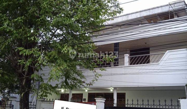 Dijual Rumah lama 3 Lantai di 0 Jalan Raya Dukuh Kupang Barat!!Cocok untuk Usaha,Cafe,Kos2 an,dll!!Semua Pintu Kayu Jati!! 1