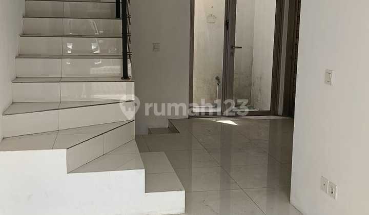 ‼️*Dijual Termurah Rumah 2 Lantai Se-Greenland ,Menganti!!*‼️ 2