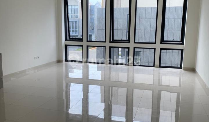 Disewakan Ruko 3 Lantai Siap Pakai di BSD Lokasi Ramai Strategis