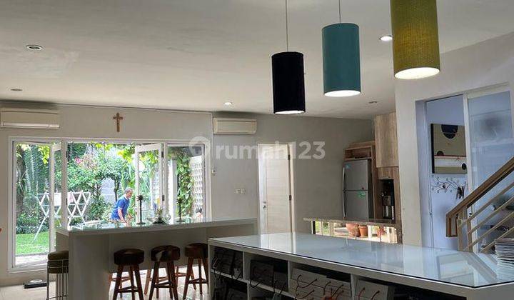 Rumah asri 2 Lantai dijual di Bintaro. Sektor 3. Jakarta Selatan. 10