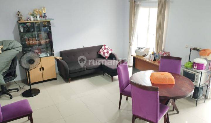 Rumah 2 Lantai Rapi Semifurnish Bagus di Cluster Andara Suvarna 2