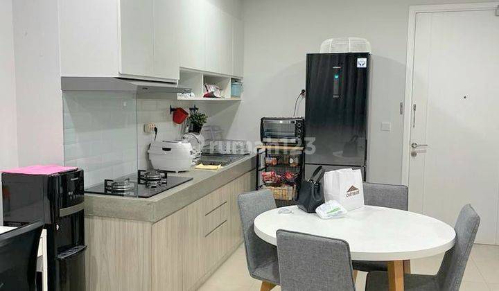 Apartemen Paddington Height Murah View Pool Furnished Rapi  2