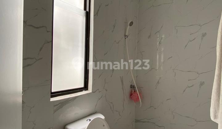 Dijual Rumah Cantik Posisi Hook Kondisi Semifurnish Siap Huni 2