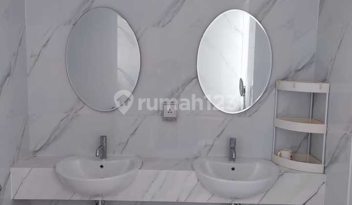 Dijual Rugi Rumah Double Decker Tipe F (3 Lantai) di Cluster Viridia Lavon Ii 2