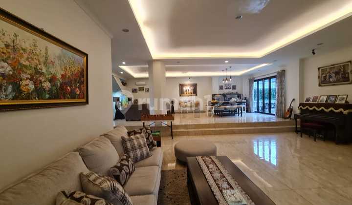 For Sale Hoek Classic Modern The Green BSD 3 Floors Ready to Occupancy