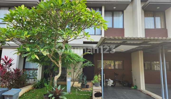 Beautiful 2-Storey House in Vanya Park Bsd Semi-Furnished Ready to Occupy