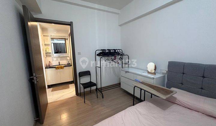 Disewakan Apartemen Modern 2BR Sudah Lengkap Ada Kitchen Set Dll 2