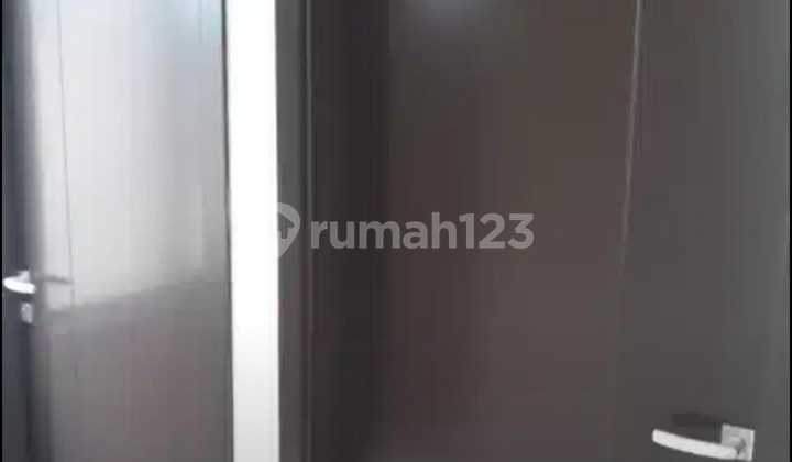 For Sale Corner House Near Park in Lavon 1 Cikupa Semi-Furnished Condition 2