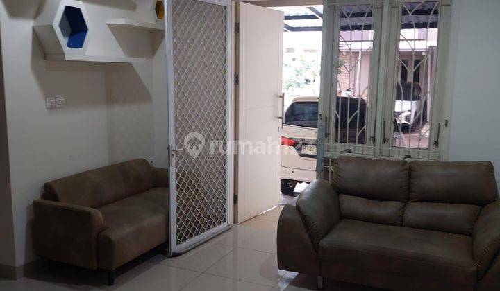 Disewakan Rumah Full Furnished Siap Huni Ada Ac Kitchen Set Dll 2