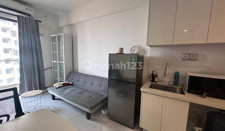 Disewakan Apartemen Modern 2BR Sudah Lengkap Ada Kitchen Set Dll 1