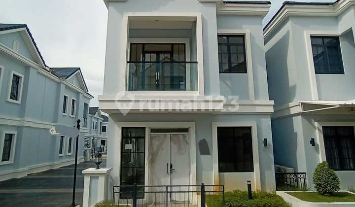 Disewa Rumah 3 Lantai di Lavon 2 Cikupa Siap Huni