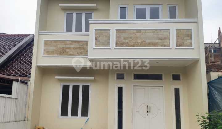 Dijual Rumah 2 Lantai Rapih Baru Renov di Sutera Flamboyan Alam Sutera Dijual Rumah 2 Lantai Rapih Baru Renov di Sutera Flamboyan Alam Sutera