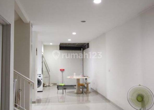 Dijual Cepat Rumah Rapi Semifurnished Siap Huni di Suvarna Sutera 2