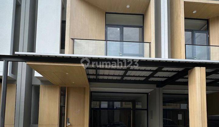 Disewakan Rumah 2 Lantai Full Furnished Siap Huni di Tanakayu Bsd 1