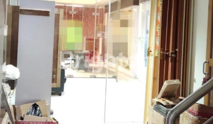 RUKO 4 LANTAI DI AREA MELAYU BARU, WAJO, MAKASSAR