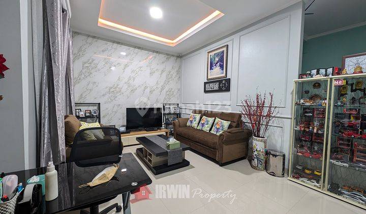 Rumah Cantik Baru Selesai Renovasi Total 3 Lantai Di Duri Kepa 1