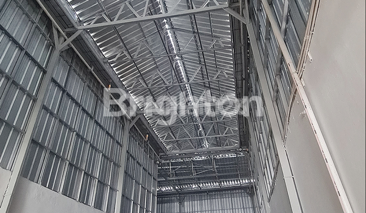 GUDANG SIAP PAKAI DI AREA NIAGA TIANG BENDERA JAKARTA UTARA GUDANG SIAP PAKAI DI AREA NIAGA TIANG BENDERA JAKARTA UTARA