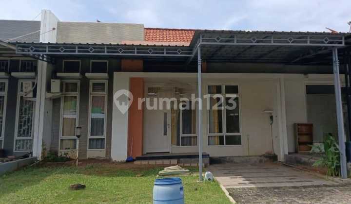 Minimalist House in Central Semarang Ready to Occupy Near Airport Near Toll Gate Near Karangturi School Near Kic Gatsu For Rent in Graha Padma Krapyak West Semarang