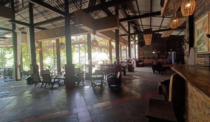 Ruang usaha cafe kuliner tengah kota Salatiga dekat kampus UKSW dijual di Argomulyo Salatiga 1