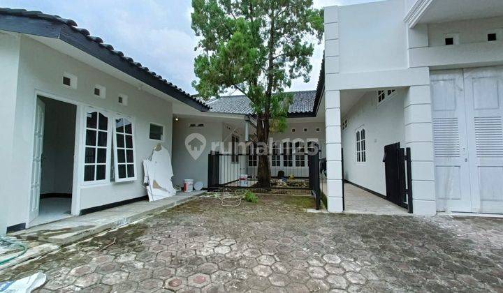 Rumah baru modern minimalis tengah kota Semarang di pusat kota dekat simpang lima siap huni dijual di Halmahera Semarang tengah 1