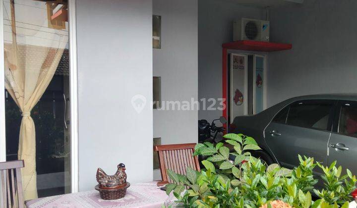 Rumah tengah kota Semarang siap pakai dekat Kawasan industri KIC dekat pintu tol Krapyak disewakan di Krapyak Semarang Barat 2