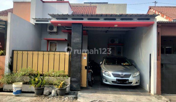 Rumah tengah kota Semarang siap pakai dekat Kawasan industri KIC dekat pintu tol Krapyak disewakan di Krapyak Semarang Barat