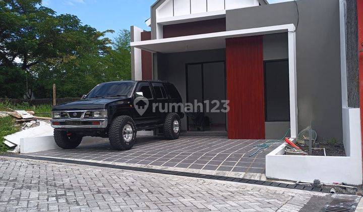 Rumah baru murah modern minimalis tengah kota Semarang siap pakai dekat Undip dijual di Klipang Ketileng Sendangmulyo Tembalang Semarang selatan 1