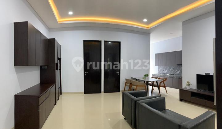 Rumah Baru Modern Minimalis Bagus Tengah Kota Semarang Siap Pakai Dekat Tol Dekat Sekolah Internasional Dekat Akpol Disewakan di Graha Candi Golf Jangli Candisari Semarang Atas 2