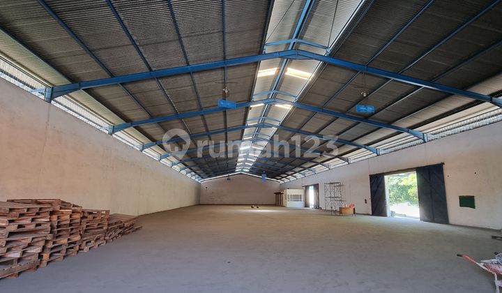 Strategic Warehouse in Downtown Semarang Near Highway Near Airport Near Pantura Ready to Use For Rent On Jalan Raya Walisongo Tugu Mangkang Krapyak West Semarang Strategic Warehouse in Downtown Semarang Near Highway Near Airport Near Pantura Ready to Use For Rent On Jalan Raya Walisongo Tugu Mangkang Krapyak West Semarang