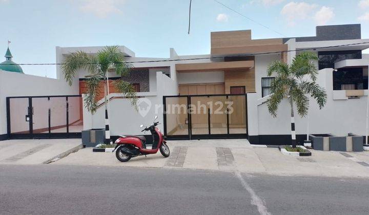 Rumah Minimalis Modern Tengah Kota Semarang Siap Pakai Dekat Pintu Tol Manyaran Krapyak Dekat Kic Gatsu Dijual Di Manyaran Semarang Barat 1