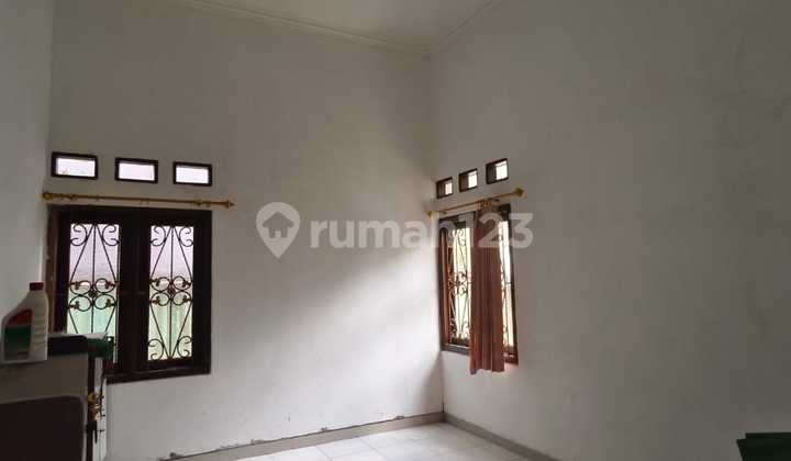 Rumah Dihitung Tanah Strategis Murah Lokasi Bagus Tengah Kota Ungaran Dekat Pintu Tol Area Ramai Lingkungan Asri Dijual di S Parman Sidomulyo Ungaran Timur Kab. Semarang 2