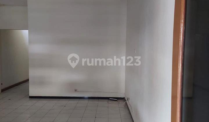 Ruko Tengah Kota Semarang Strategis Ramai Siap Pakai Dekat Bandara Pelabuhan Dekat Sekolah Tritunggal Dekat Mall The Park Disewakan di Semarang Indah Semarang Barat 2