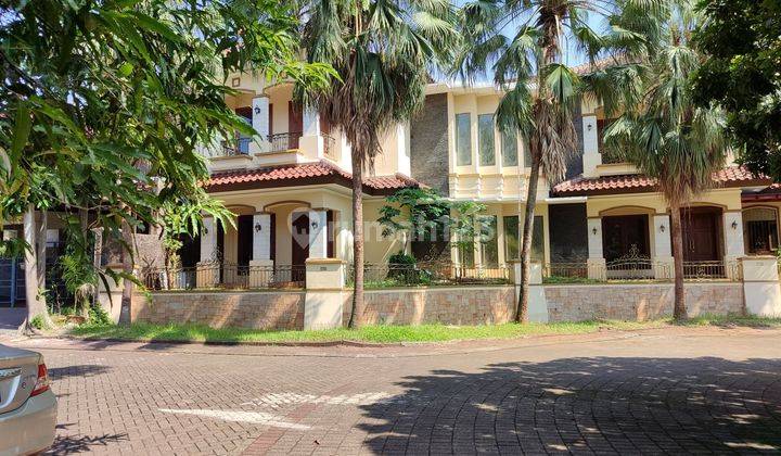 Rumah Tinggal di Kompleks Raffles Hills Cibubur Depok Jawa Barat 2