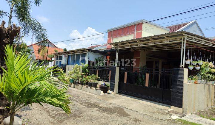 Rumah Tinggal di Tengah Kota Pemalang Jawa Tengah 1