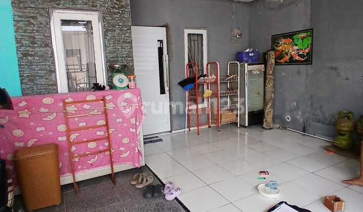 Minimalist Residence Take Over Bright Eyes Negotiable 2