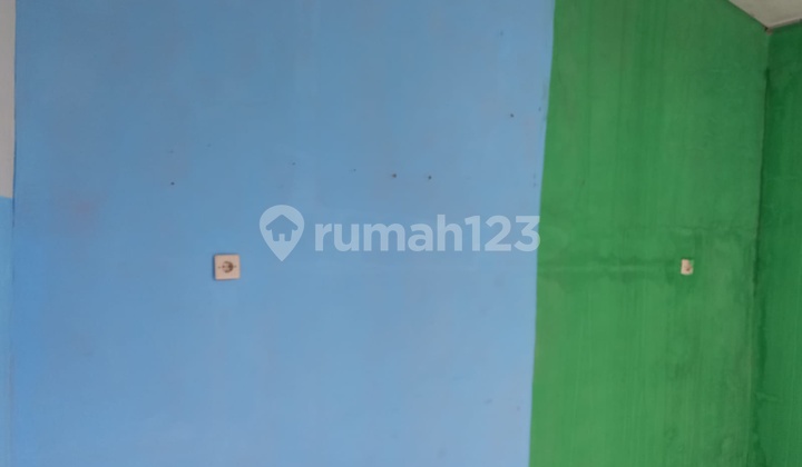 Minimalist Residence Near the Town Square and Grand Sutera Industrial Area Minimalist Residence Near the Town Square and Grand Sutera Industrial Area