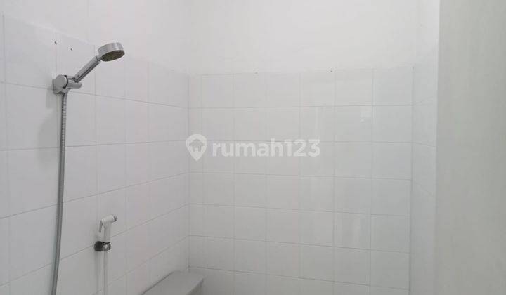 Villa Anyer 3 Lantai Furnished Siap Huni 15