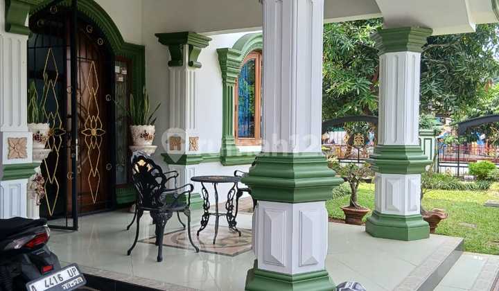 Hunian Sultan Hook Furnished Taman Graha Asri 2