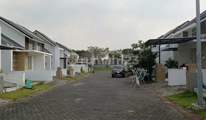 Minimalist House Sunrise Garden Menganti Gresik Good 2