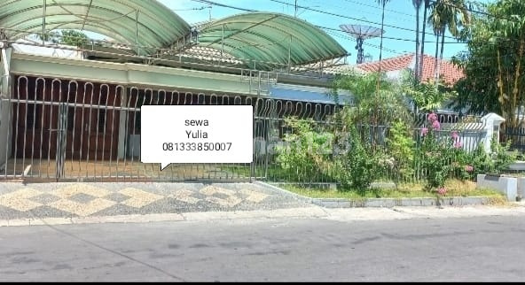 Disewakan rumah istimewa Margorejo dekat pusat kota 1
