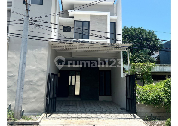 Dijual Rumah Istimewa Kutisari Indah Utara Iv Murah 1