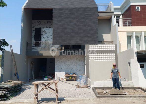 Rumah Baru Minimalis San Antonio Pakuwon City 1