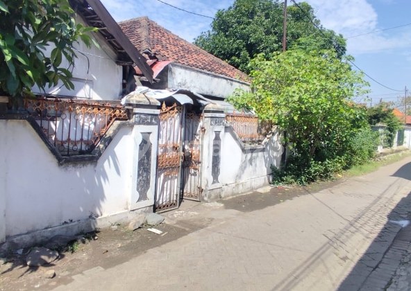 House for Sale, Land Area Calculated, Suitable for Employee Boarding in Buduran, Sidoarjo 1