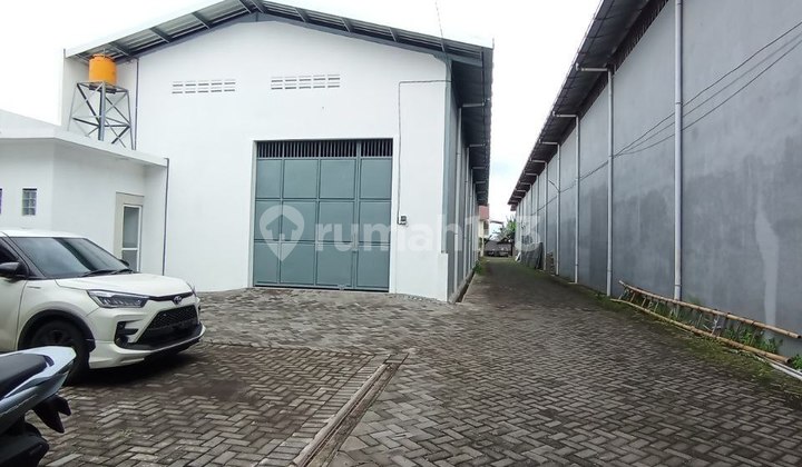 Gudang Siap Huni Dekat Exit Tol di Asrikaton Pakis Malang