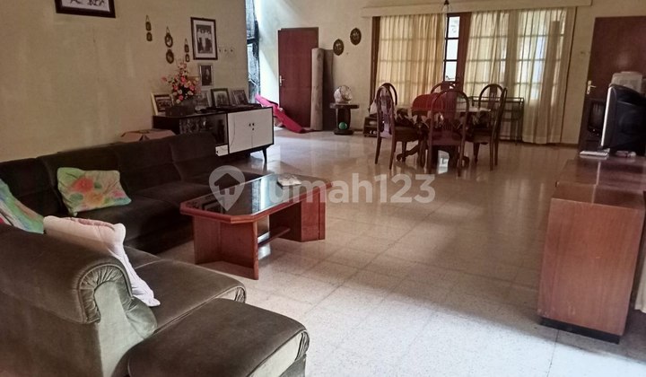 Rumah Siap Huni Bangunan Terawat di Jl Kaliurang Malang 2